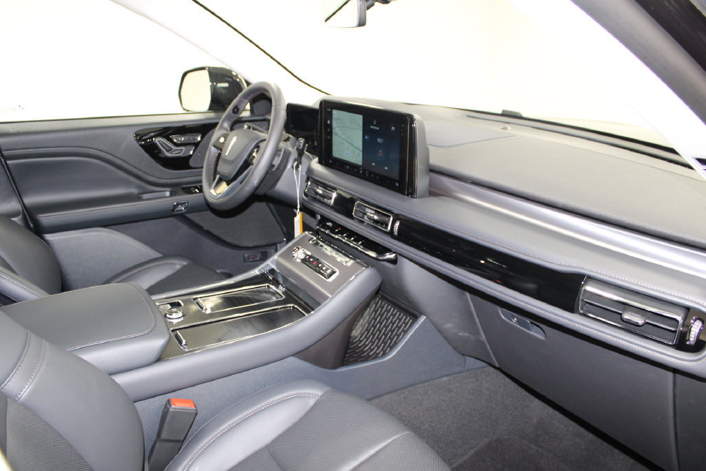 New 2026 Lincoln Aviator 2WD image 30