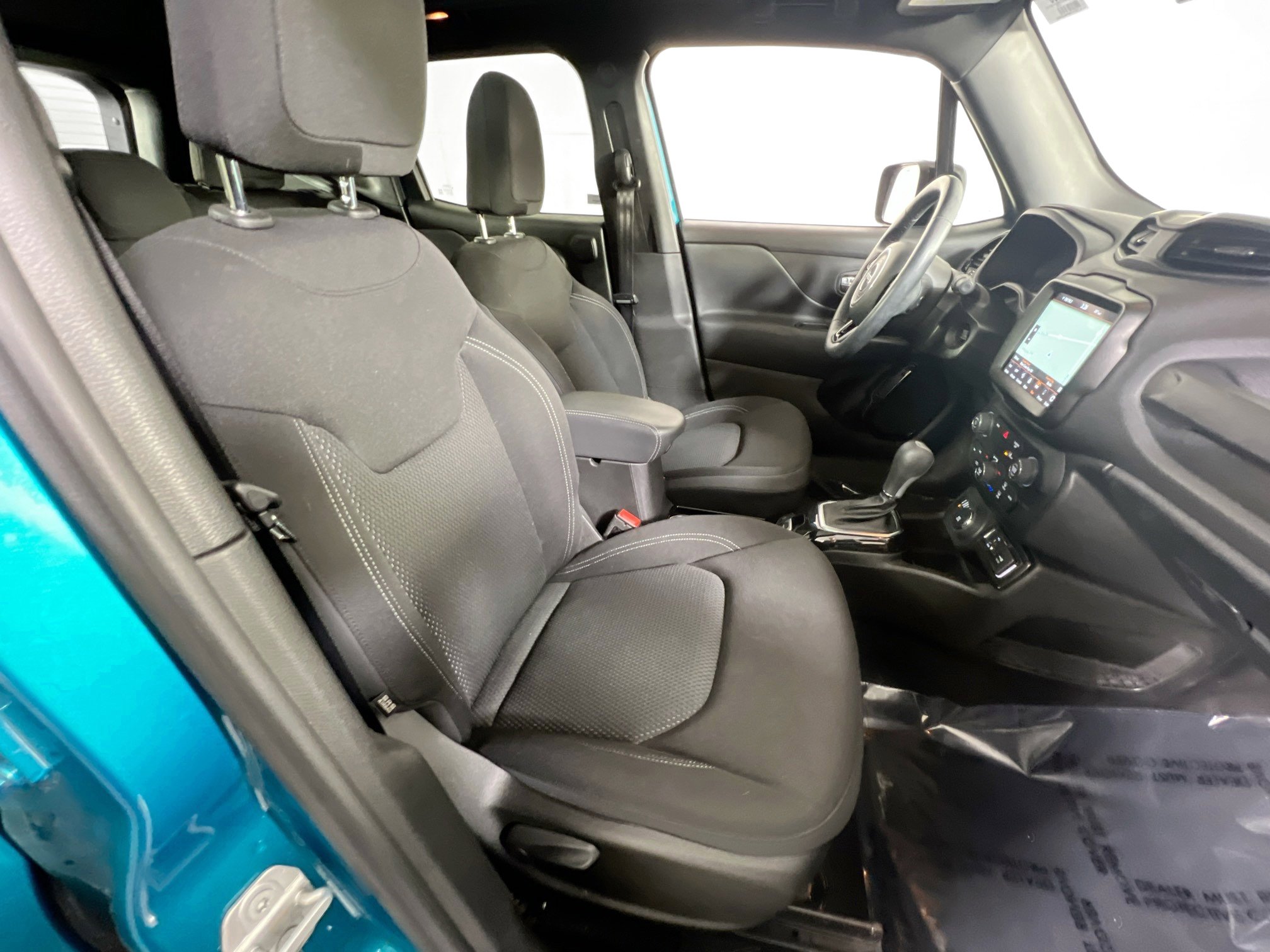 Used 2022 Jeep Renegade Altitude w/ Sun/Sound Group image 28