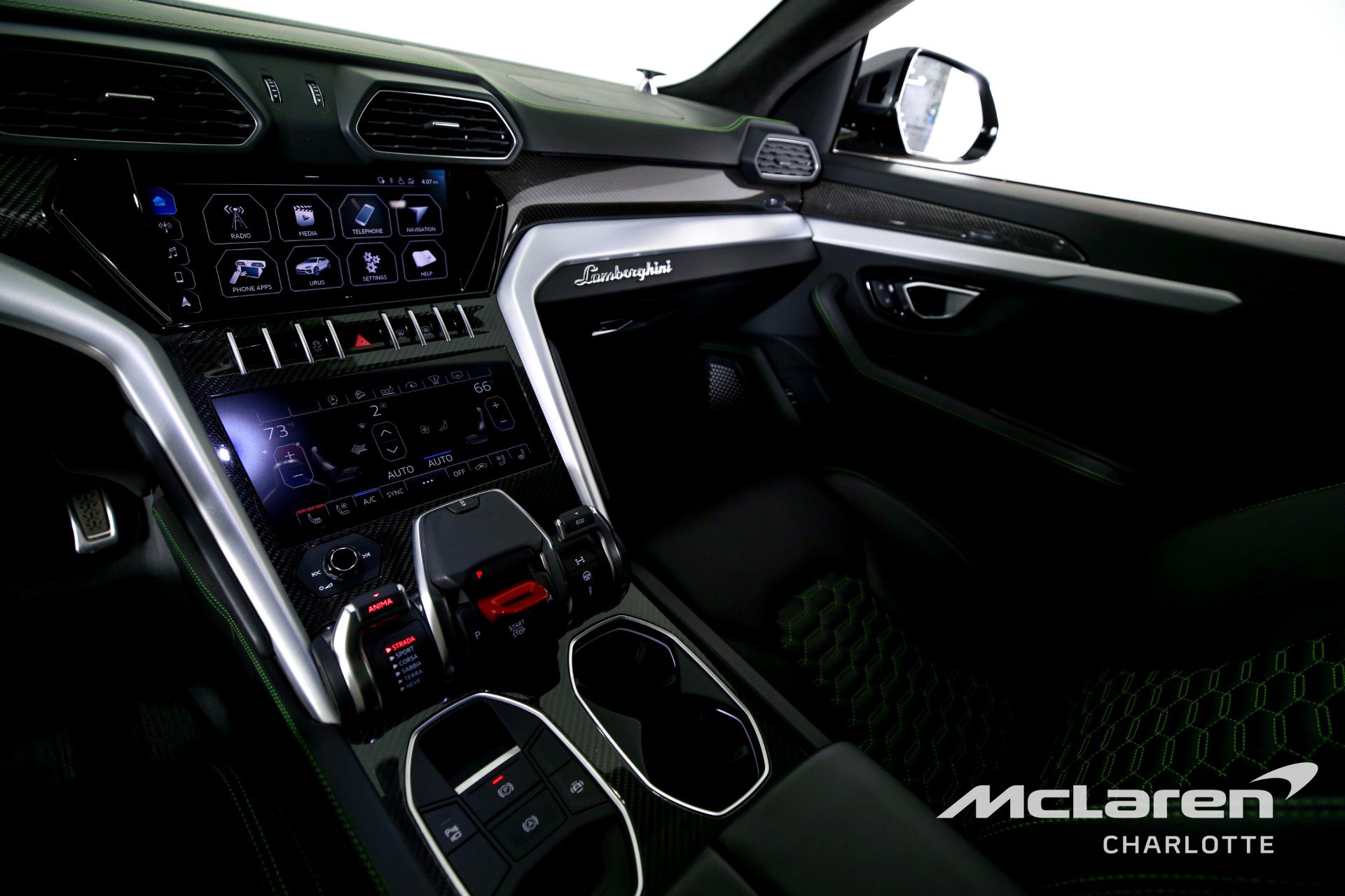 Used 2020 Lamborghini Urus image 15