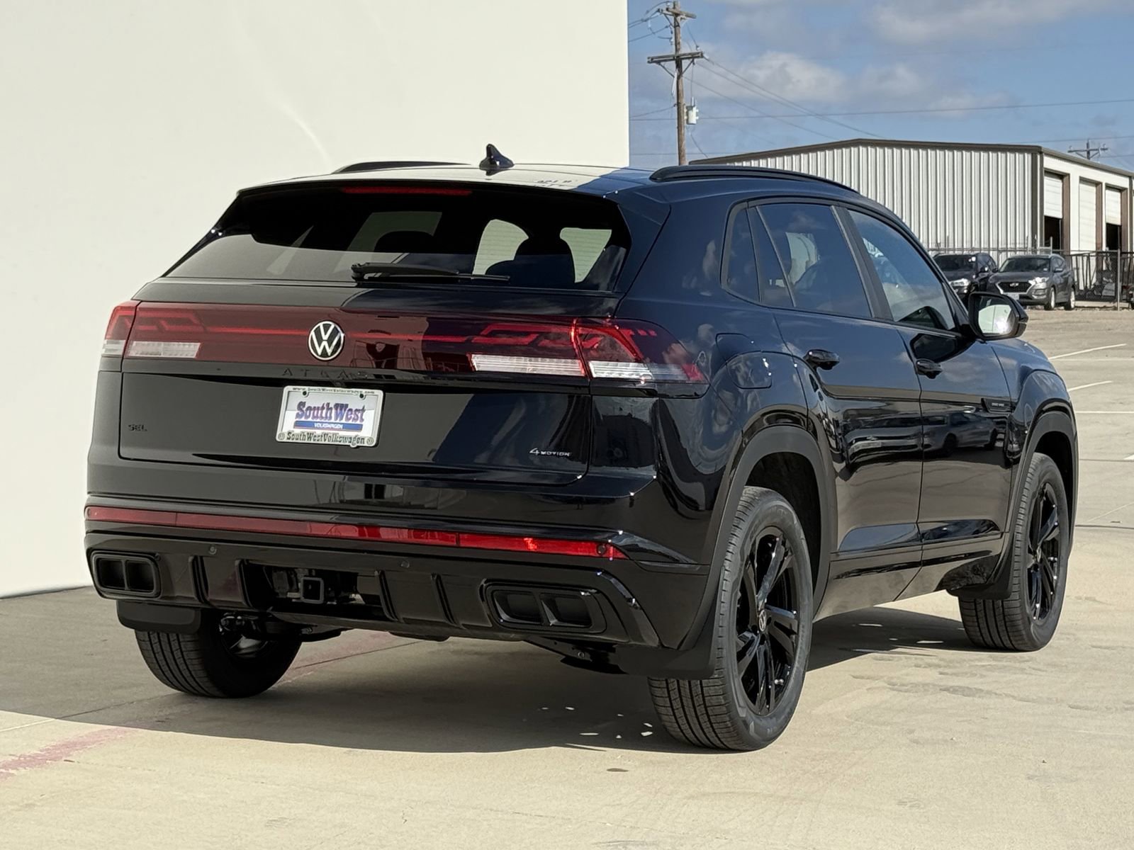 New 2026 Volkswagen Atlas Cross Sport SEL R-Line image 4