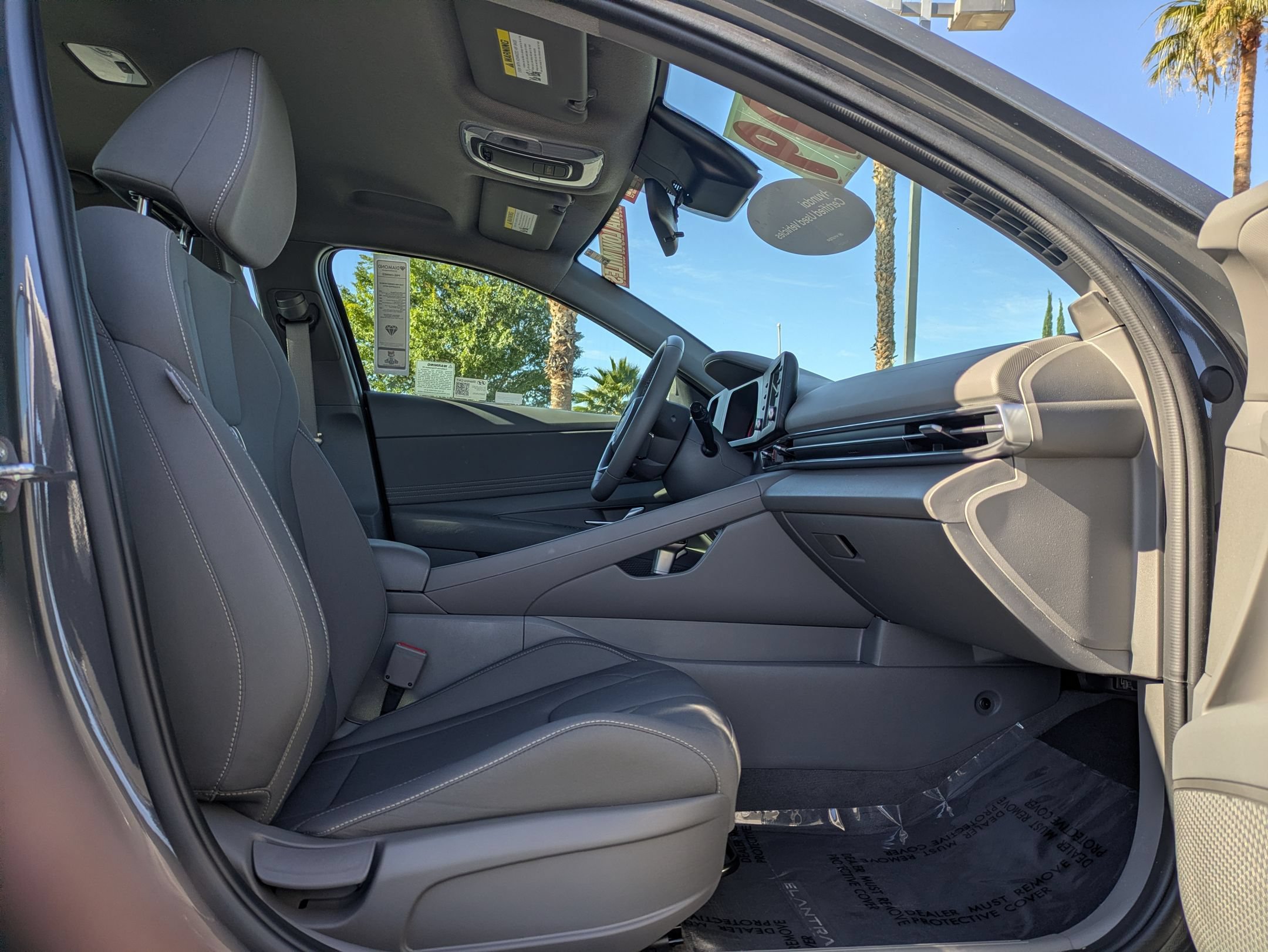 Certified 2025 Hyundai Elantra Sport FWD image 11