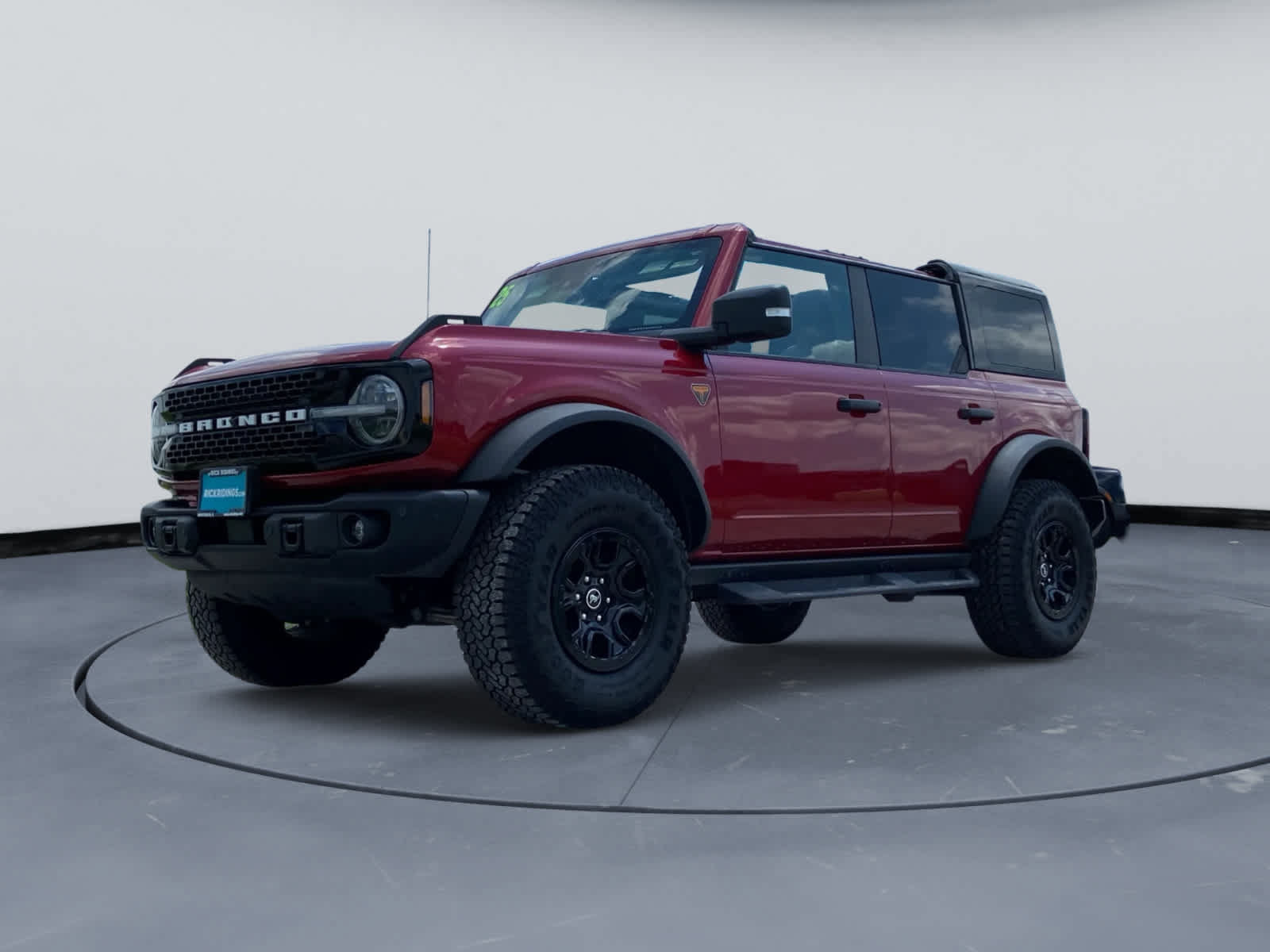 Used 2025 Ford Bronco Badlands AWD/4WD image 2