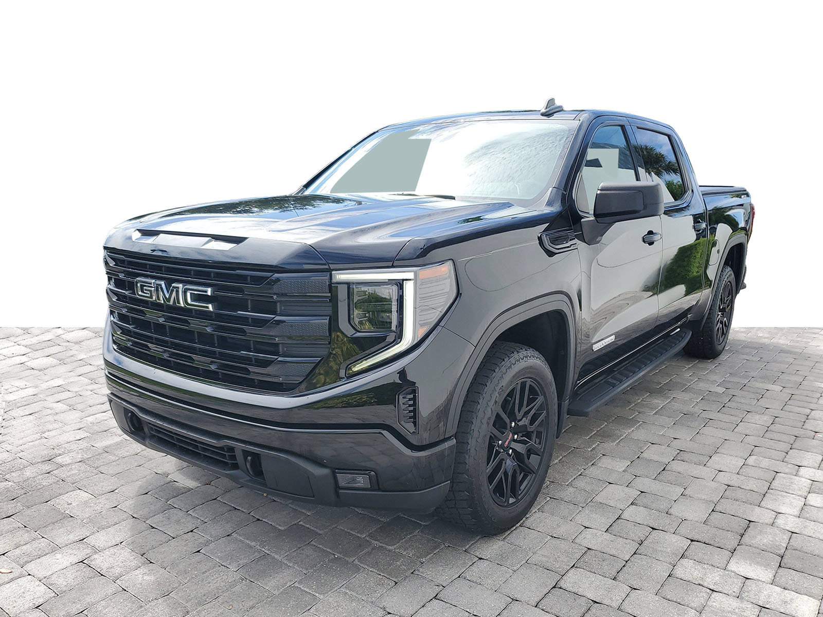 Used 2023 GMC Sierra 1500 Elevation AWD/4WD image 3