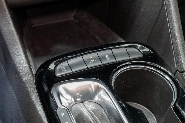Used 2025 Buick Encore GX Preferred FWD image 23