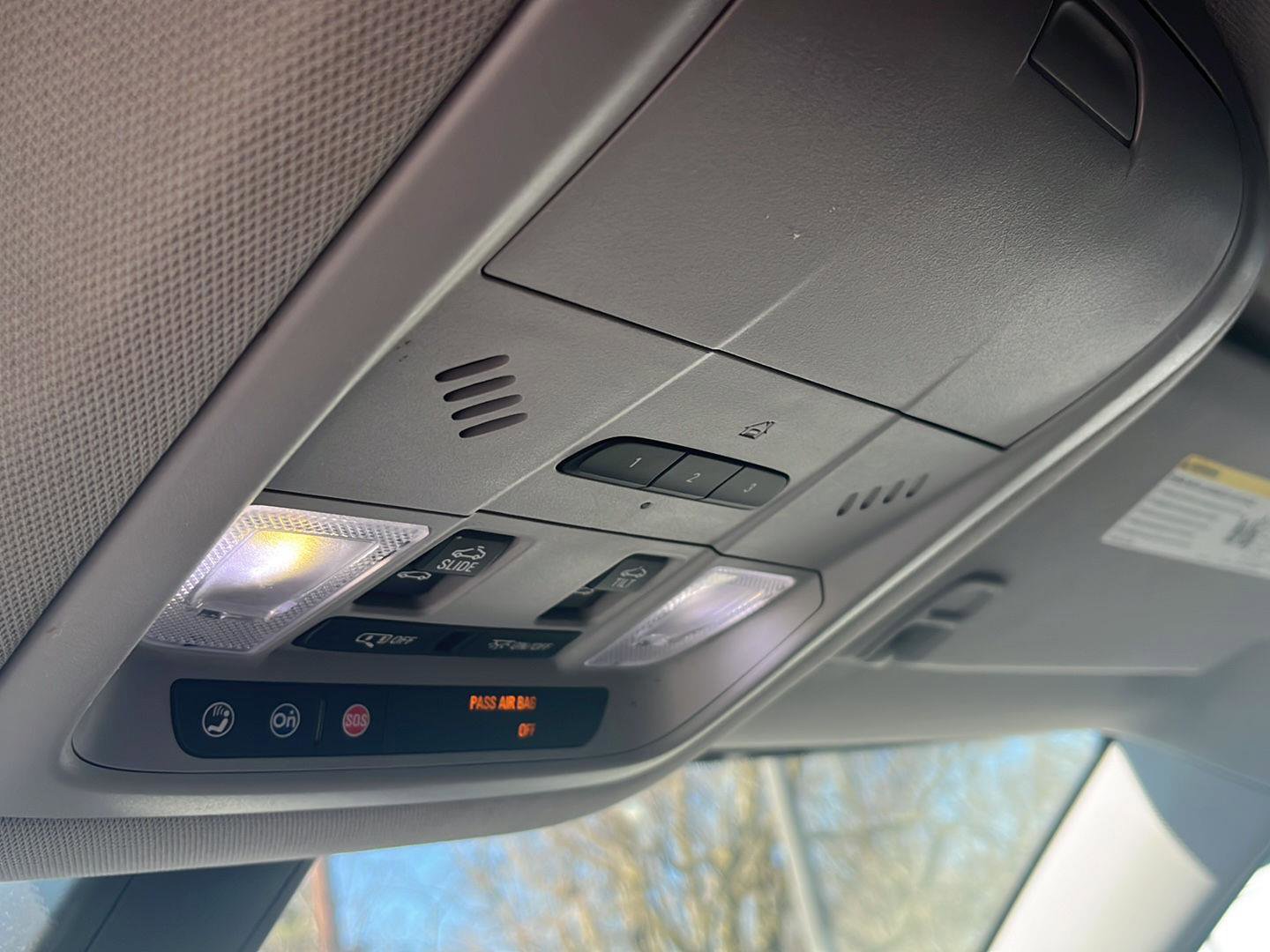 Used 2017 GMC Acadia SLE w/ Driver Alert Package I FWD image 16