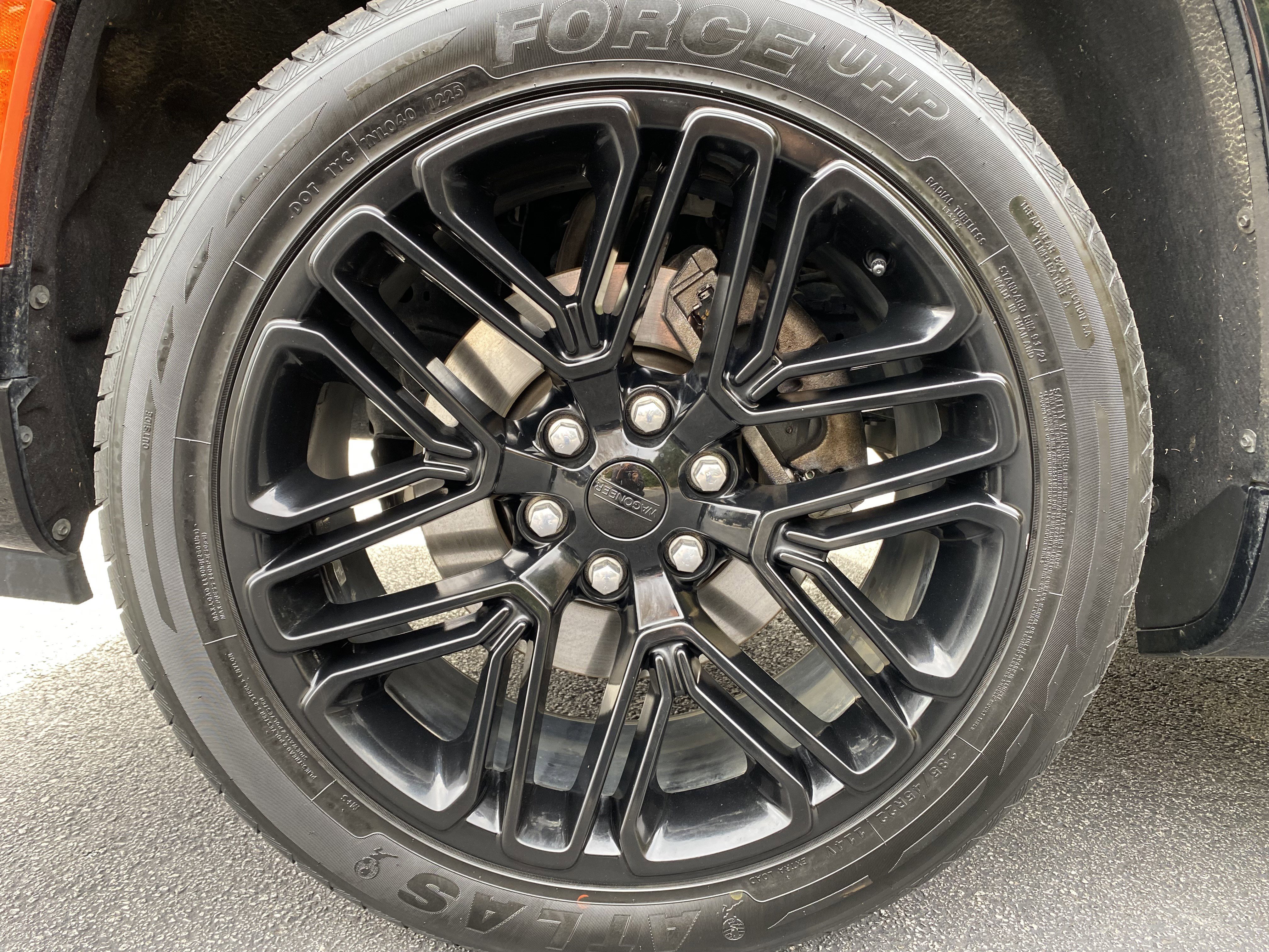 Used 2023 Jeep Wagoneer Series II image 44