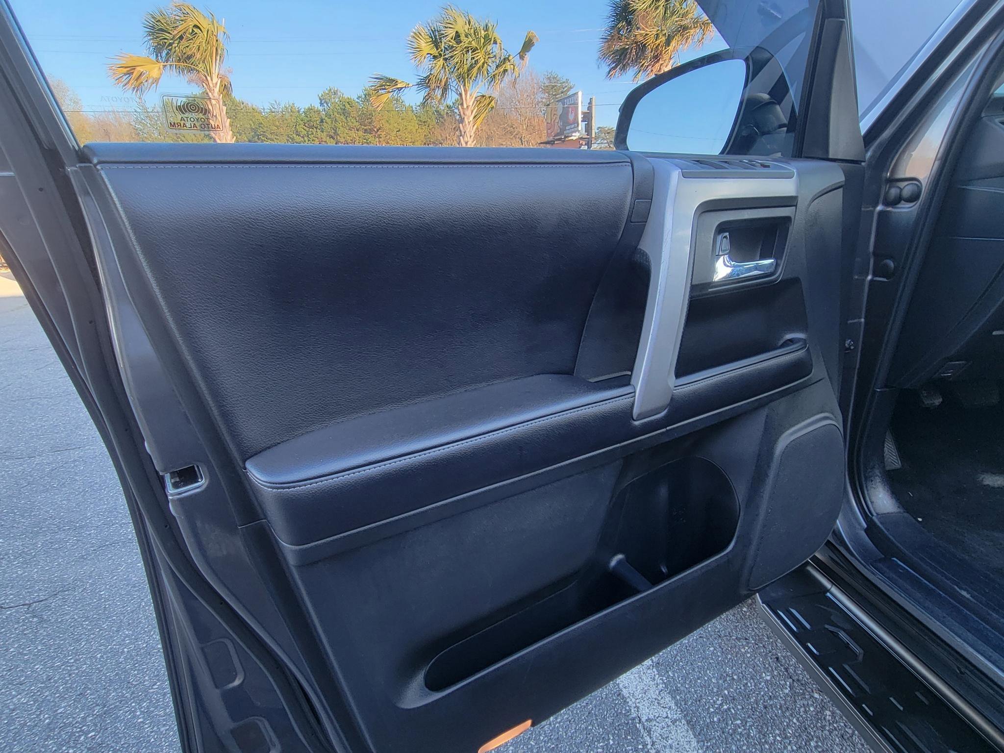 Used 2018 Toyota 4Runner SR5 image 22