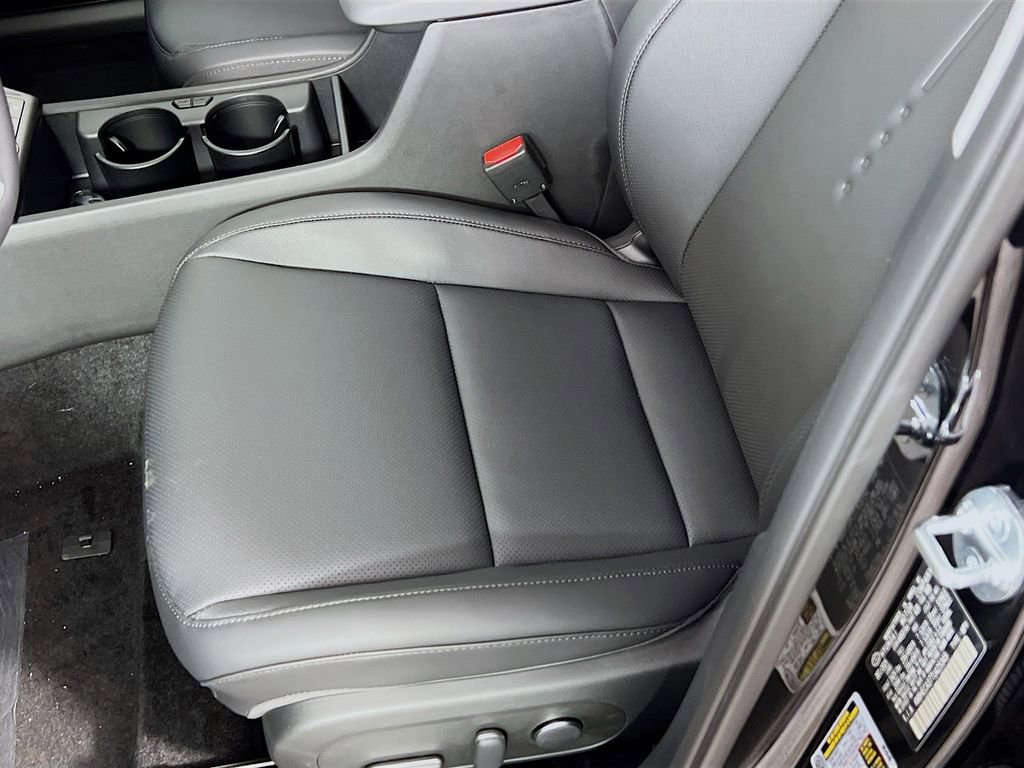 New 2026 Hyundai Kona Limited AWD/4WD image 18