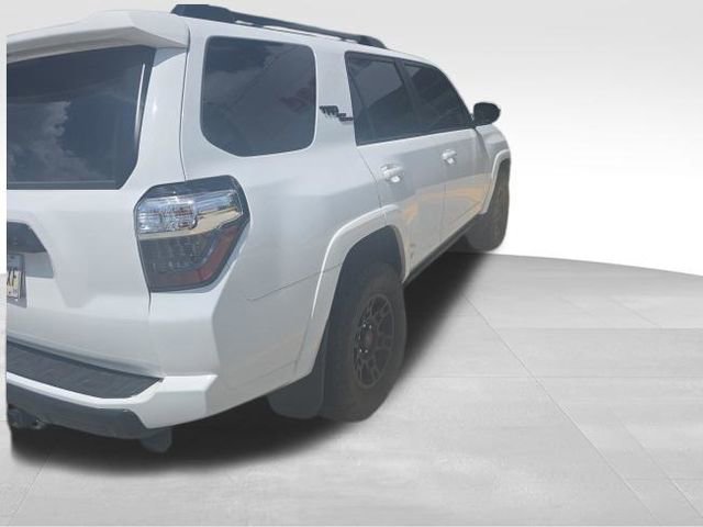 Used 2024 Toyota 4Runner TRD Off-Road Premium image 12