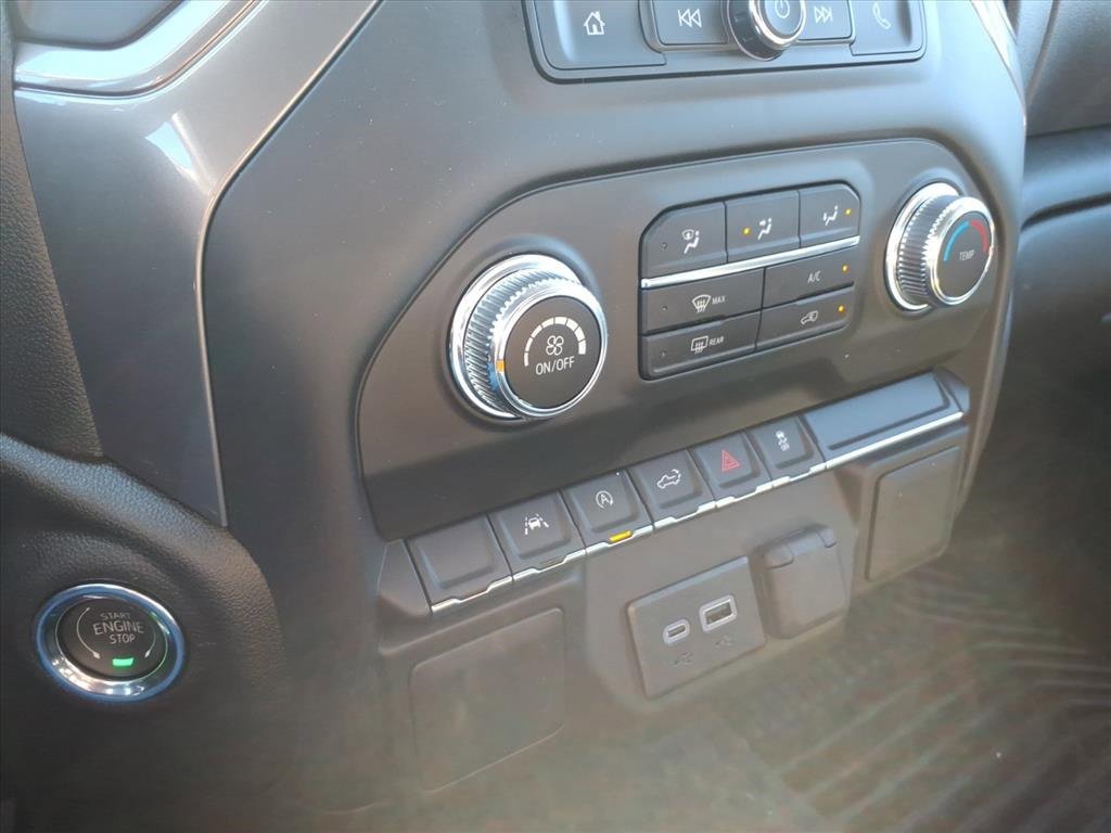 New 2026 GMC Sierra 1500 Pro w/ Graphite Edition image 18