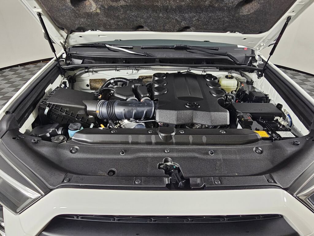 Used 2022 Toyota 4Runner TRD Pro AWD/4WD image 9