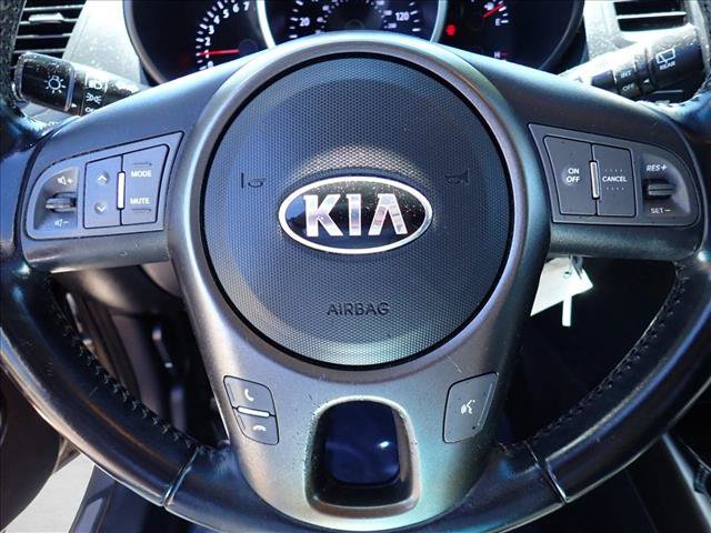 Used 2013 Kia Soul + FWD image 14