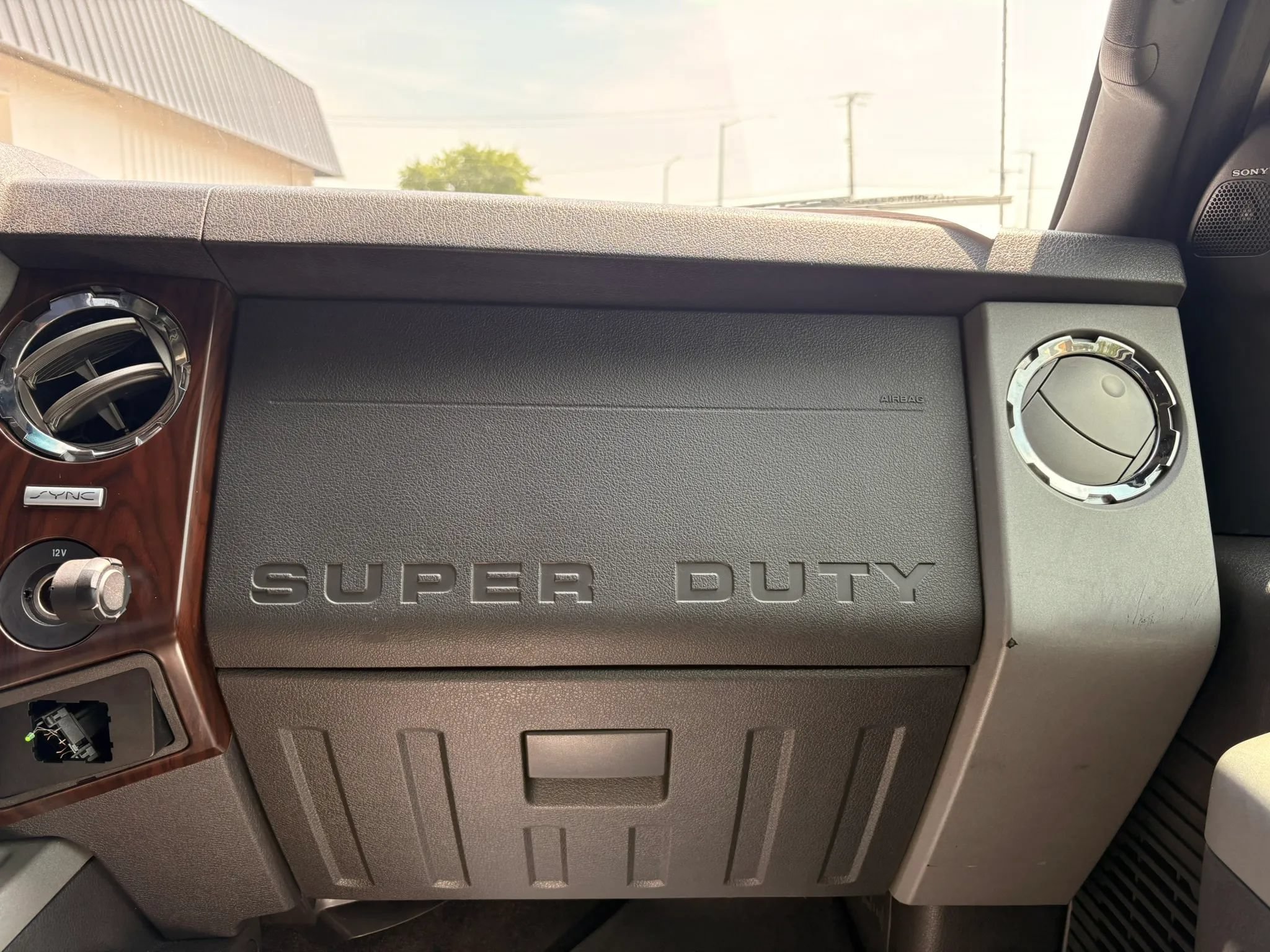 Used 2016 Ford F250 Lariat w/ Chrome Package AWD/4WD image 21