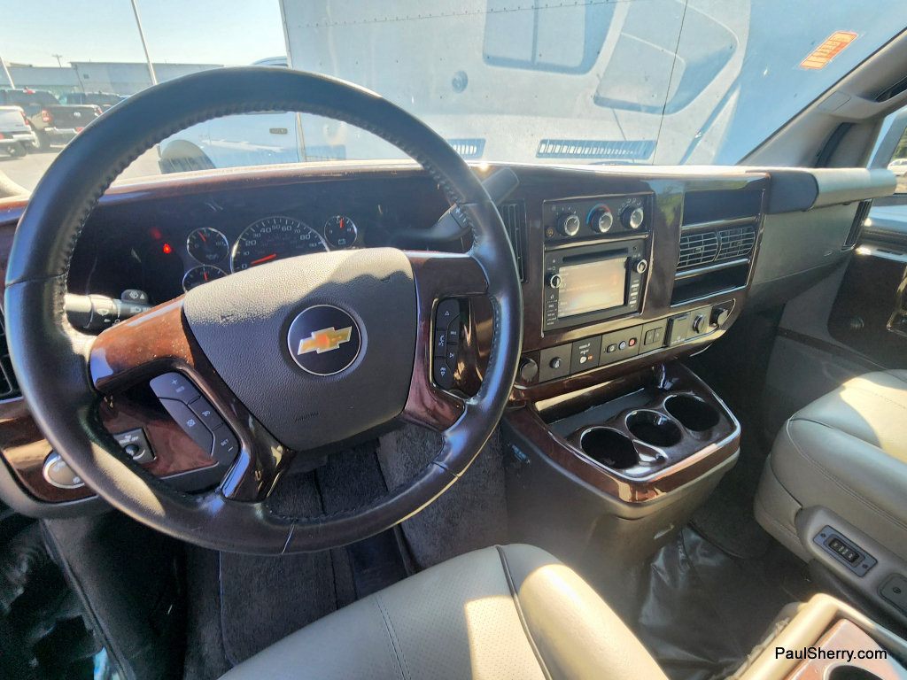 Used 2019 Chevrolet Express 2500 RWD image 28