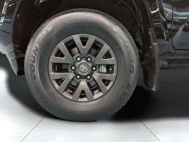 Used 2023 Toyota Tacoma SR5 RWD image 60