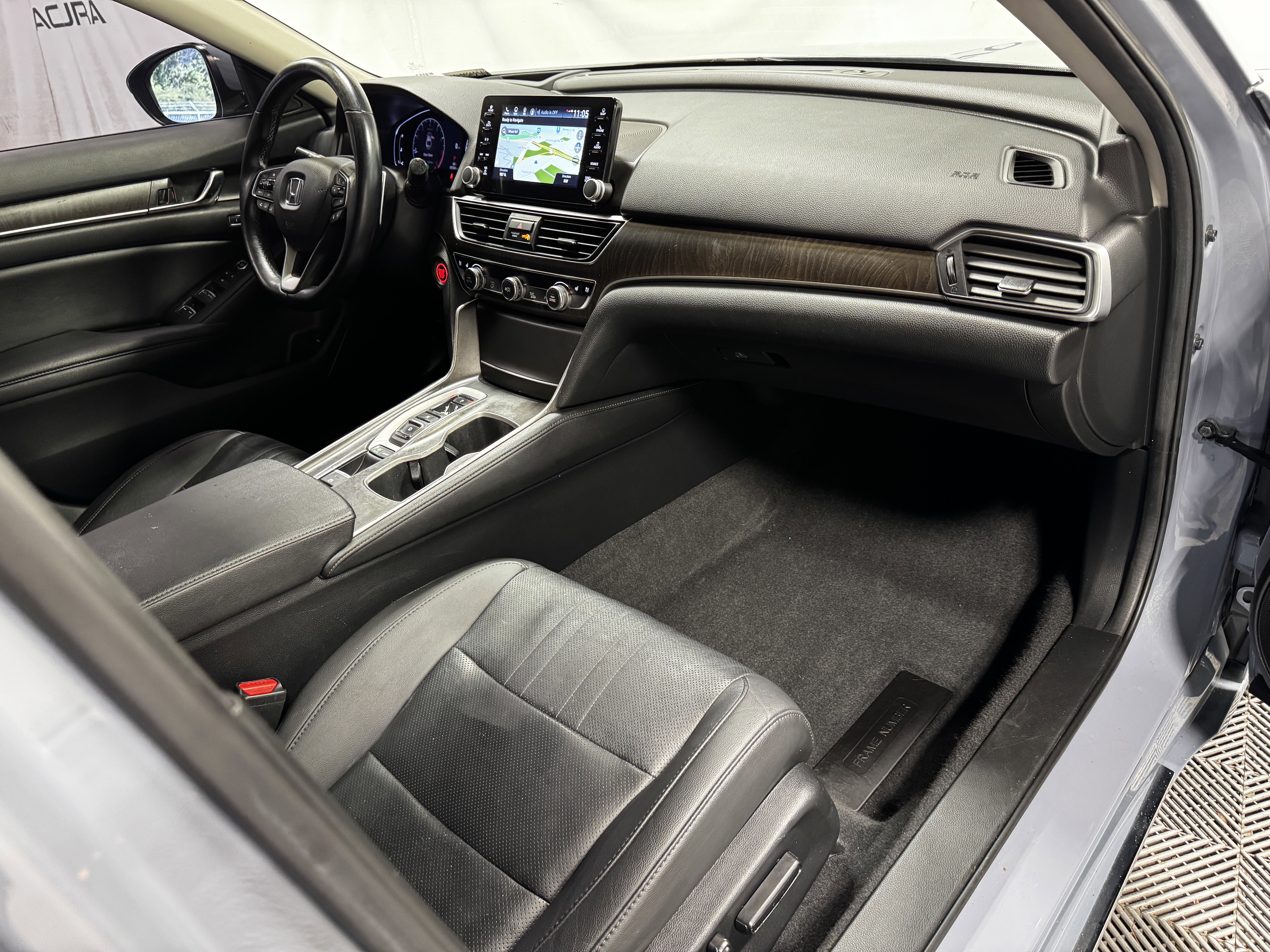 Used 2021 Honda Accord Touring image 12
