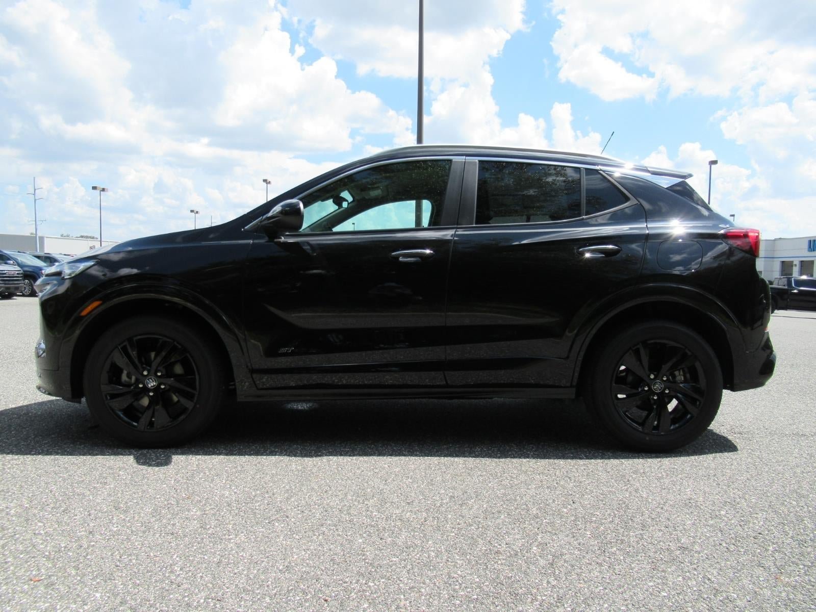 New 2026 Buick Encore GX Sport Touring FWD image 4