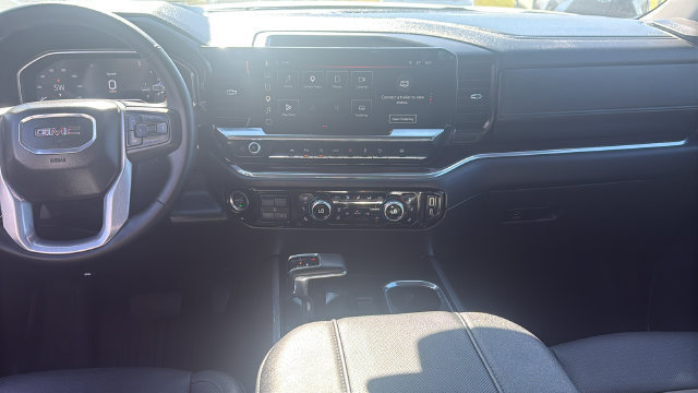 Used 2024 GMC Sierra 1500 SLT w/ SLT Premium Plus Package AWD/4WD image 25