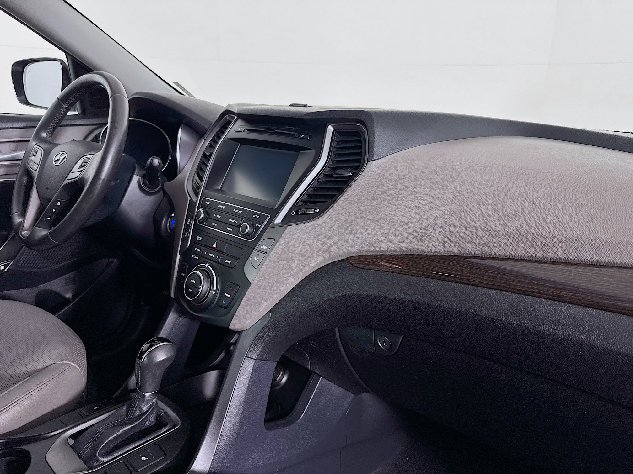 Used 2017 Hyundai Santa Fe Sport image 29
