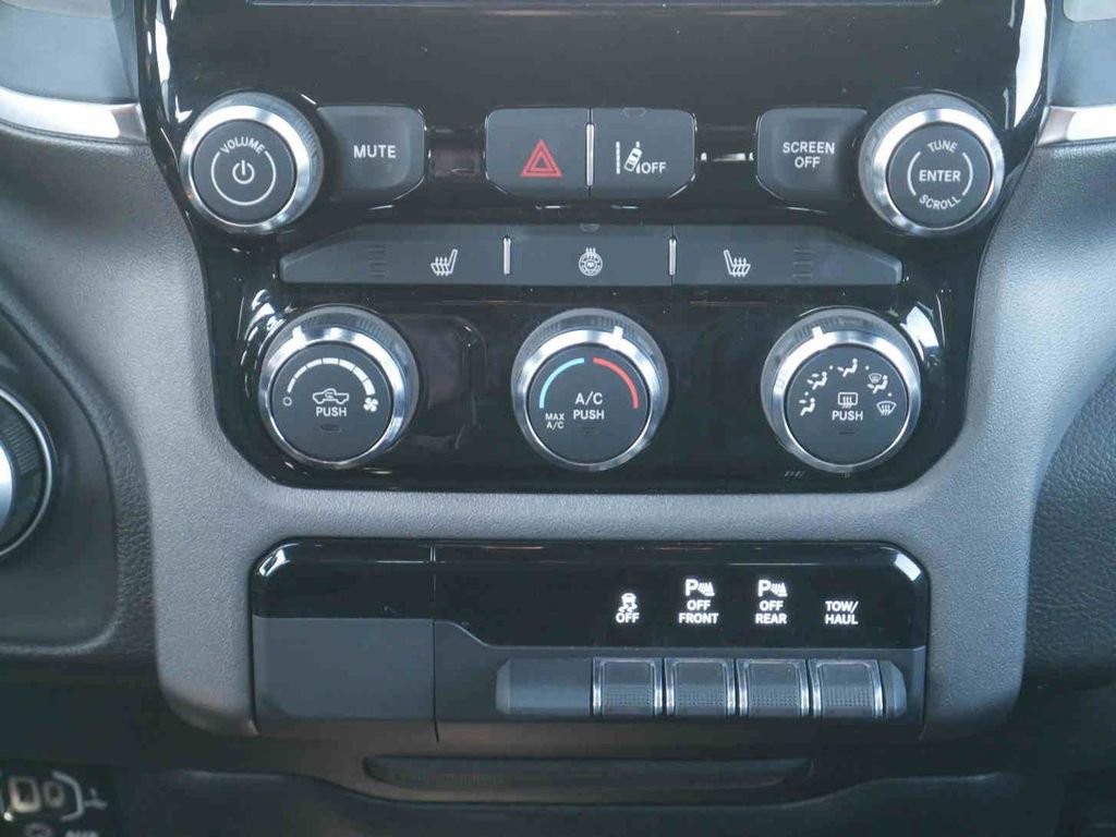 Used 2025 RAM 1500 Big Horn image 8