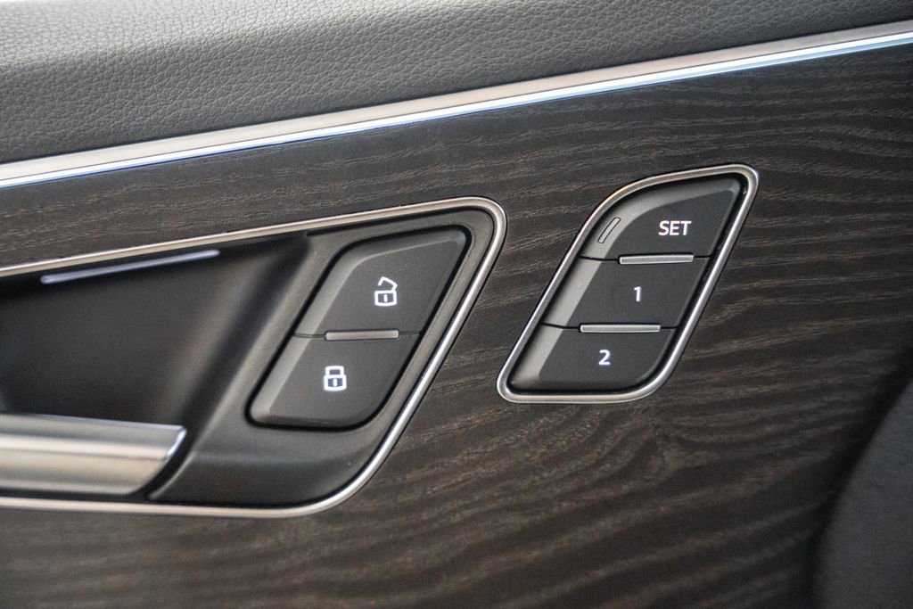 Used 2025 Audi Q7 2.0T Premium Plus w/ Premium Plus Package image 44