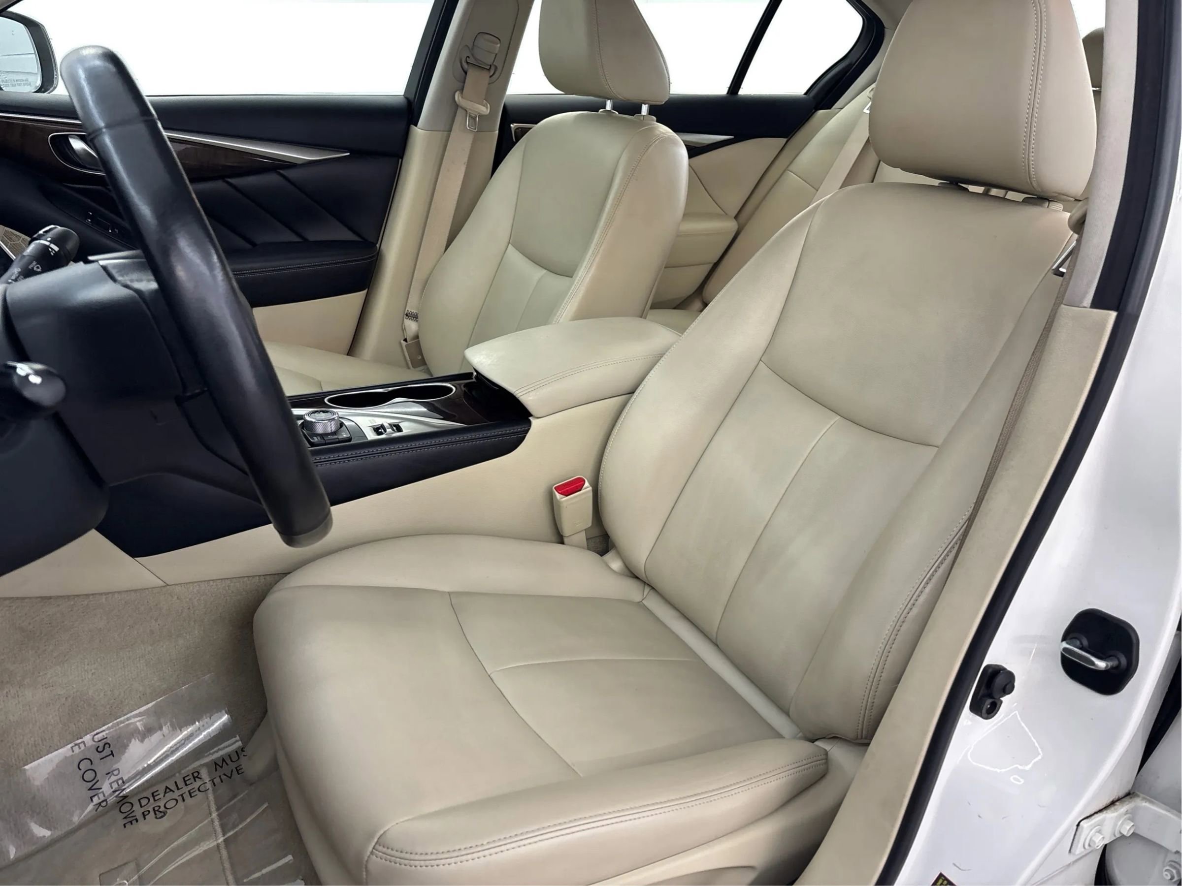 Used 2018 INFINITI Q50 Luxe w/ Essential Package (3.0T Luxe) AWD/4WD image 13