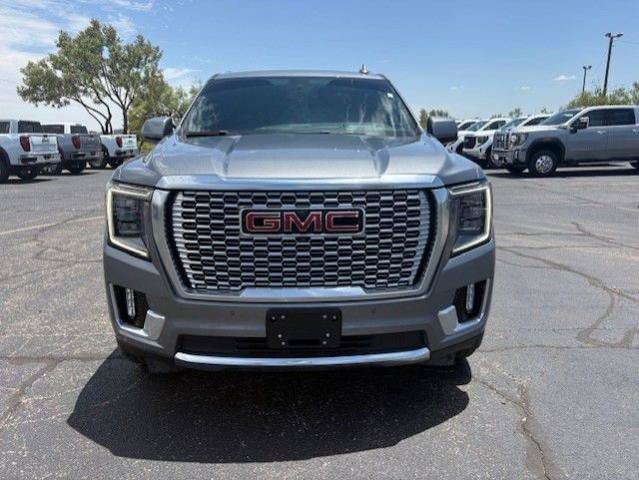 Used 2022 GMC Yukon Denali AWD/4WD image 1