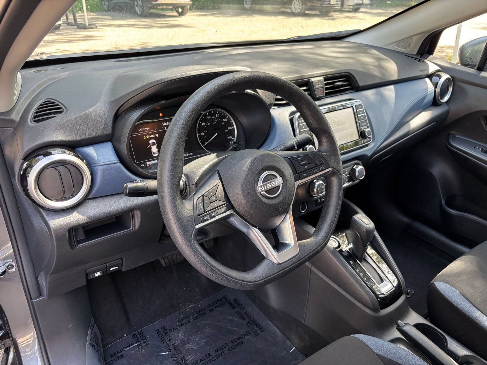 Used 2025 Nissan Versa SV FWD image 32