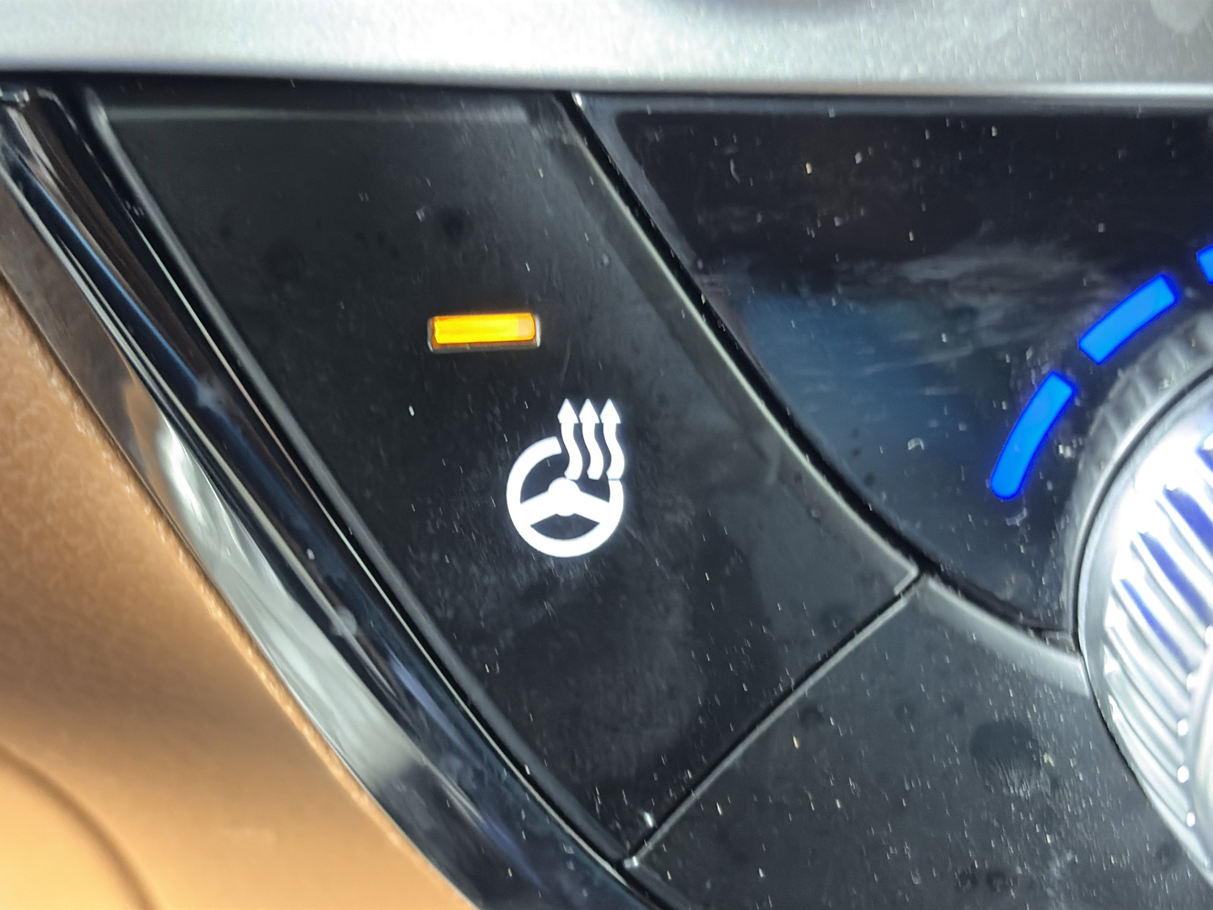 Used 2024 Kia Telluride EX X-Line image 28