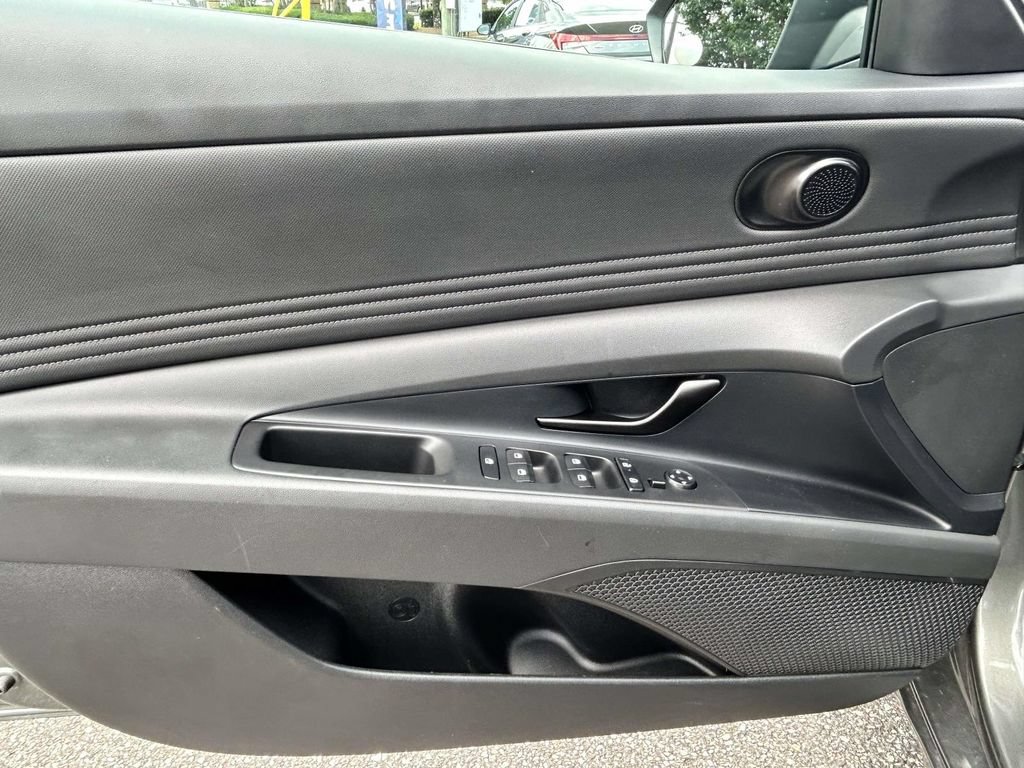 Certified 2026 Hyundai Elantra Sport FWD image 12