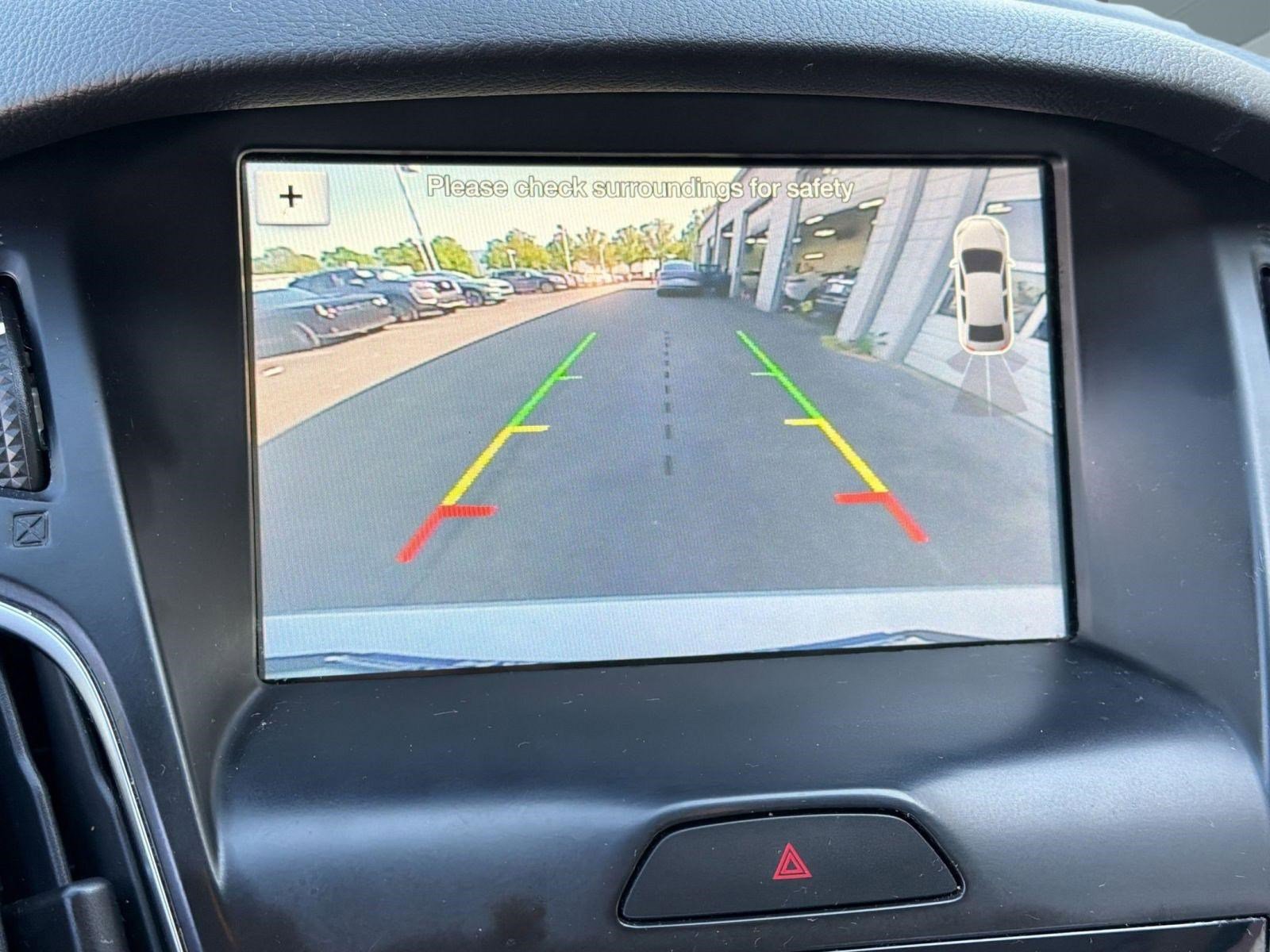 Used 2018 Ford Focus Titanium FWD image 21