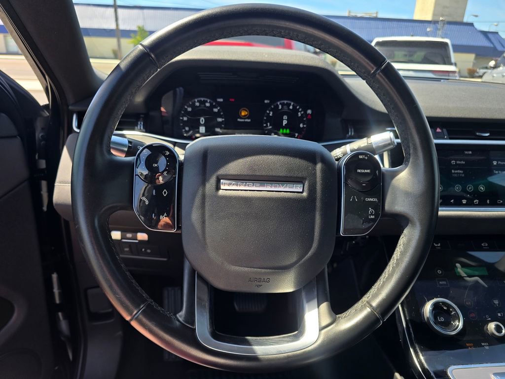 Used 2020 Land Rover Range Rover Evoque SE AWD/4WD image 27
