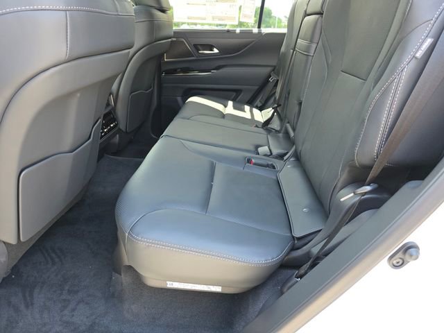 New 2026 Lexus LX 600 4WD w/ Luxury Package image 19
