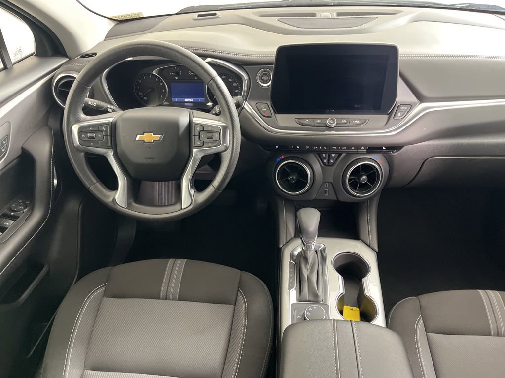 Certified 2025 Chevrolet Blazer LT image 13