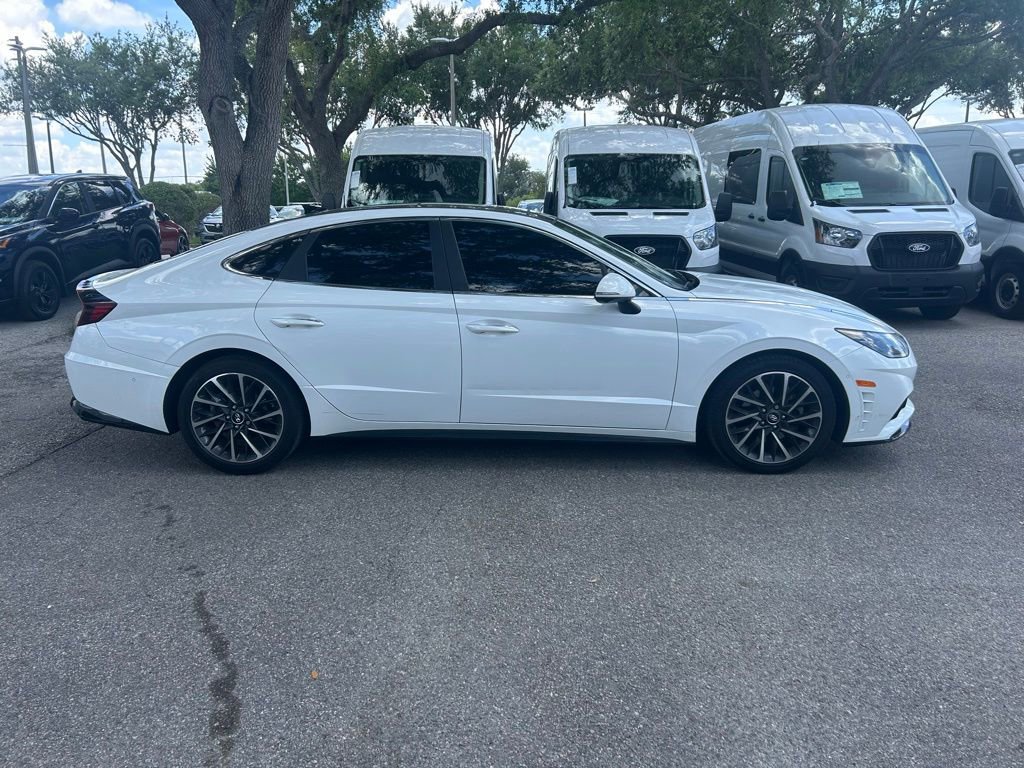 Used 2020 Hyundai Sonata Limited w/ Cargo Package FWD image 2