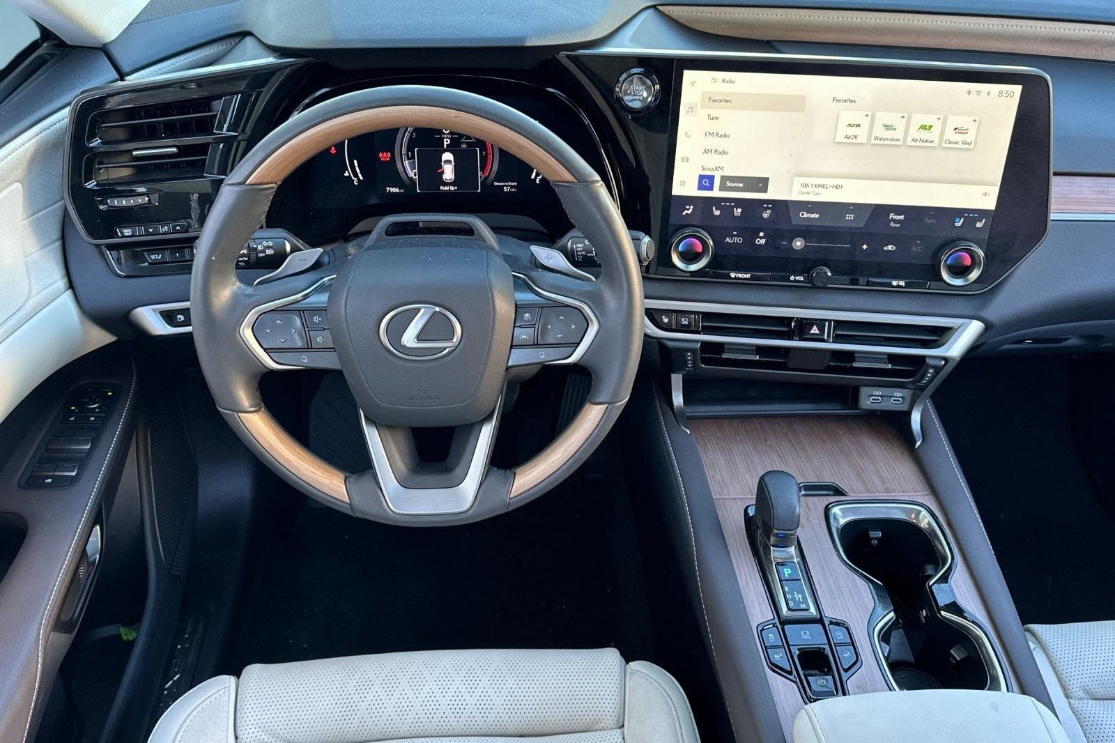 Certified 2024 Lexus RX 350 w/ Luxury Package image 27