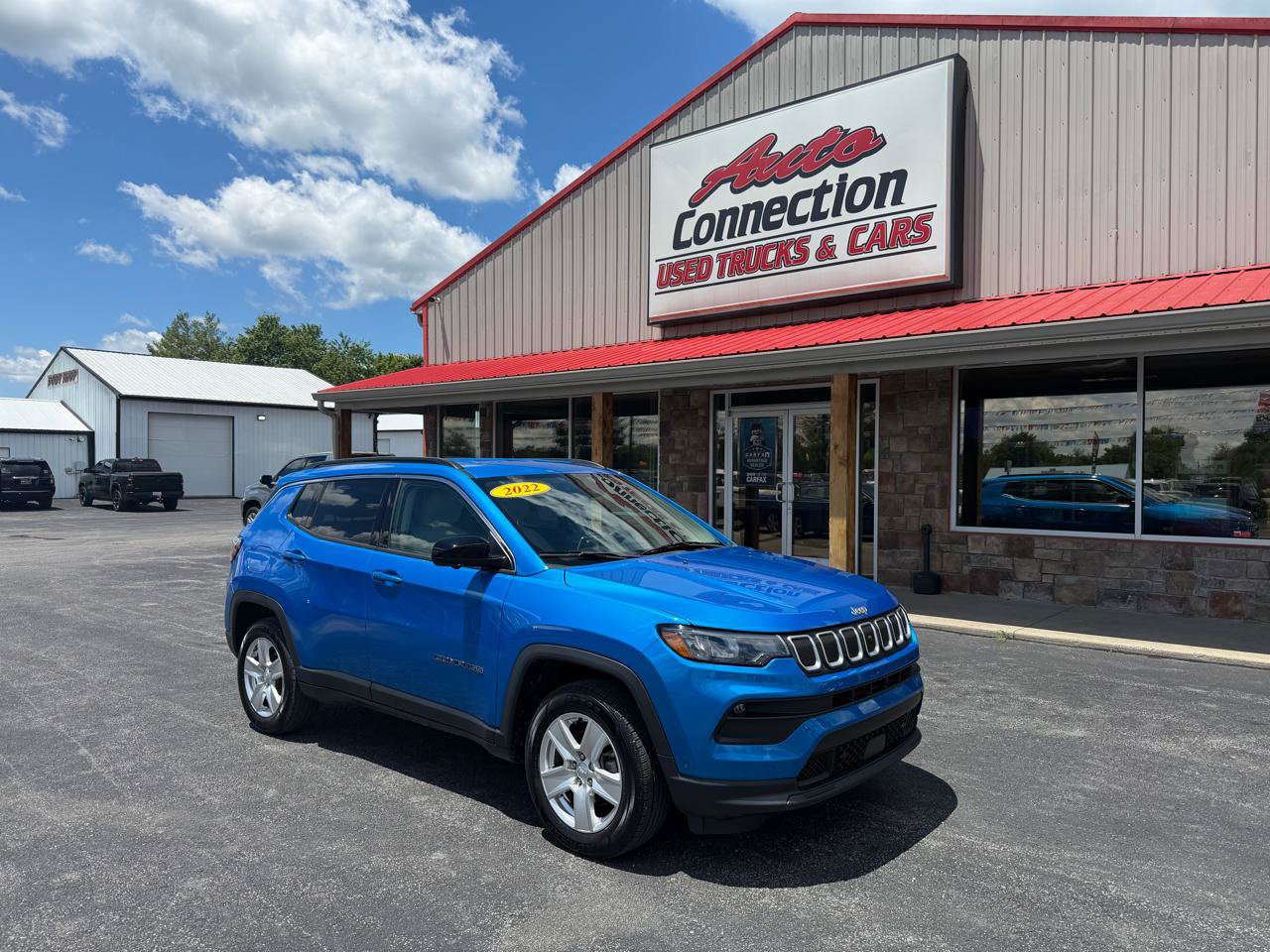Used 2022 Jeep Compass Latitude w/ Convenience Group AWD/4WD image 1