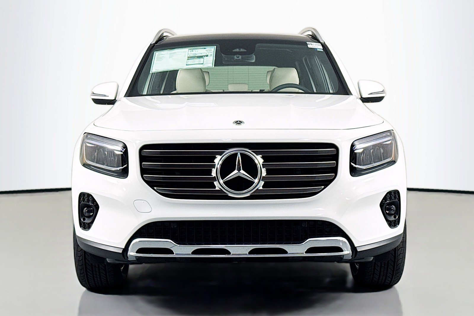 New 2026 Mercedes-Benz GLB 250 image 2