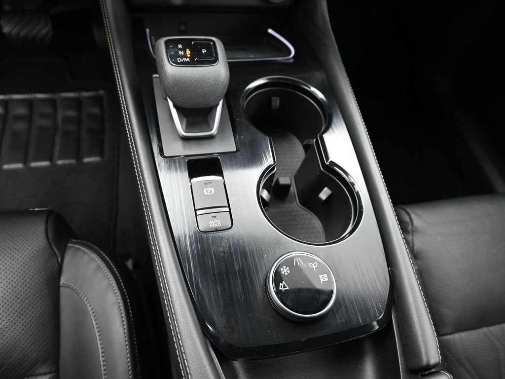 Used 2023 Nissan Rogue Platinum w/ Platinum Premium Package image 21