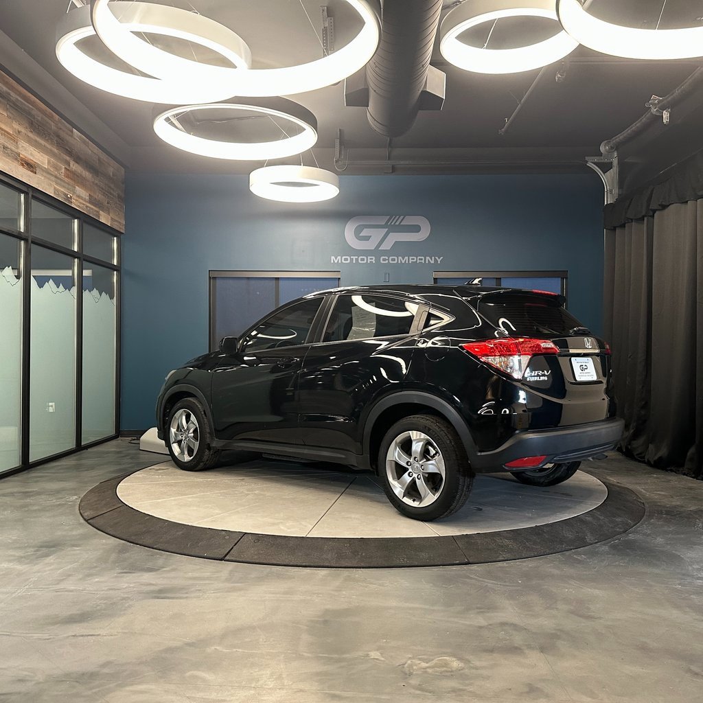 Used 2021 Honda HR-V LX image 5