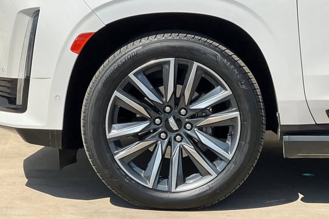Used 2021 Cadillac Escalade ESV Sport w/ Driver Assist Tech Package AWD/4WD image 39