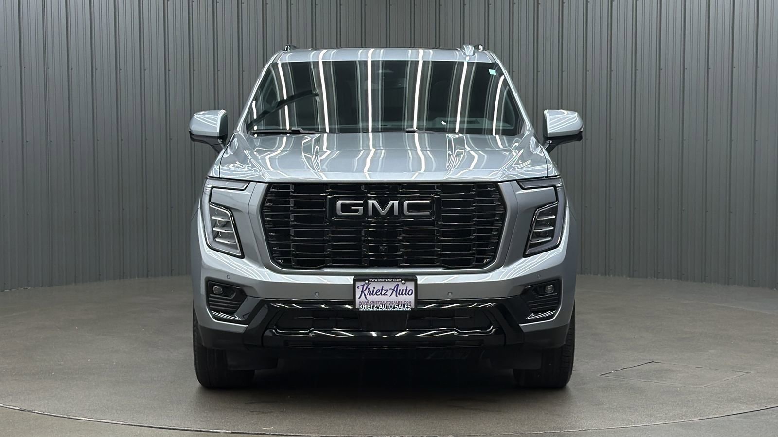 Used 2026 GMC Yukon Denali w/ Sun & Power Step Package AWD/4WD image 8