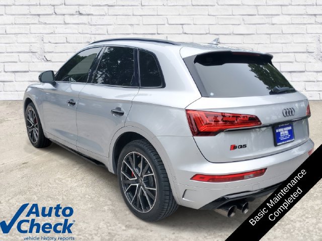 Used 2023 Audi SQ5 Prestige AWD/4WD image 2