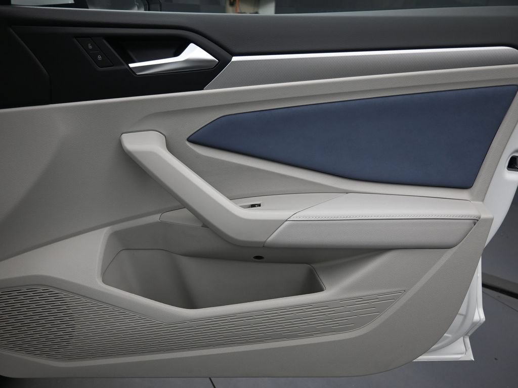 New 2026 Volkswagen Jetta SE FWD image 27