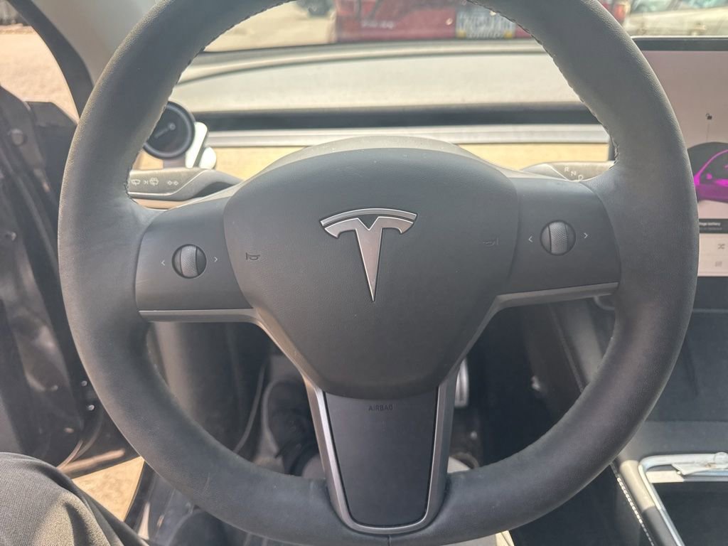 Used 2021 Tesla Model Y Performance AWD/4WD image 9