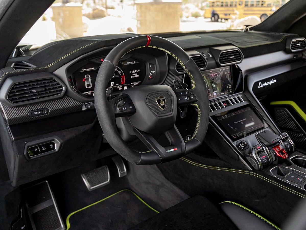 Used 2023 Lamborghini Urus Performante image 15