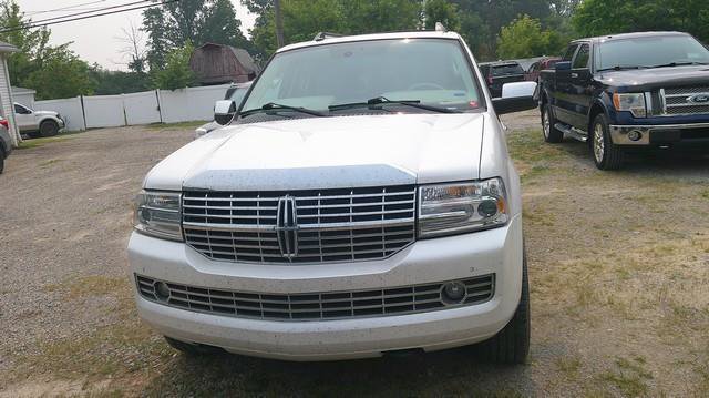 Used 2012 Lincoln Navigator 4WD image 6
