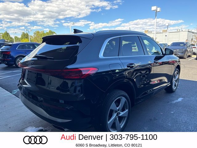 Used 2025 Audi Q5 Premium Plus w/ Premium Plus AWD/4WD image 4
