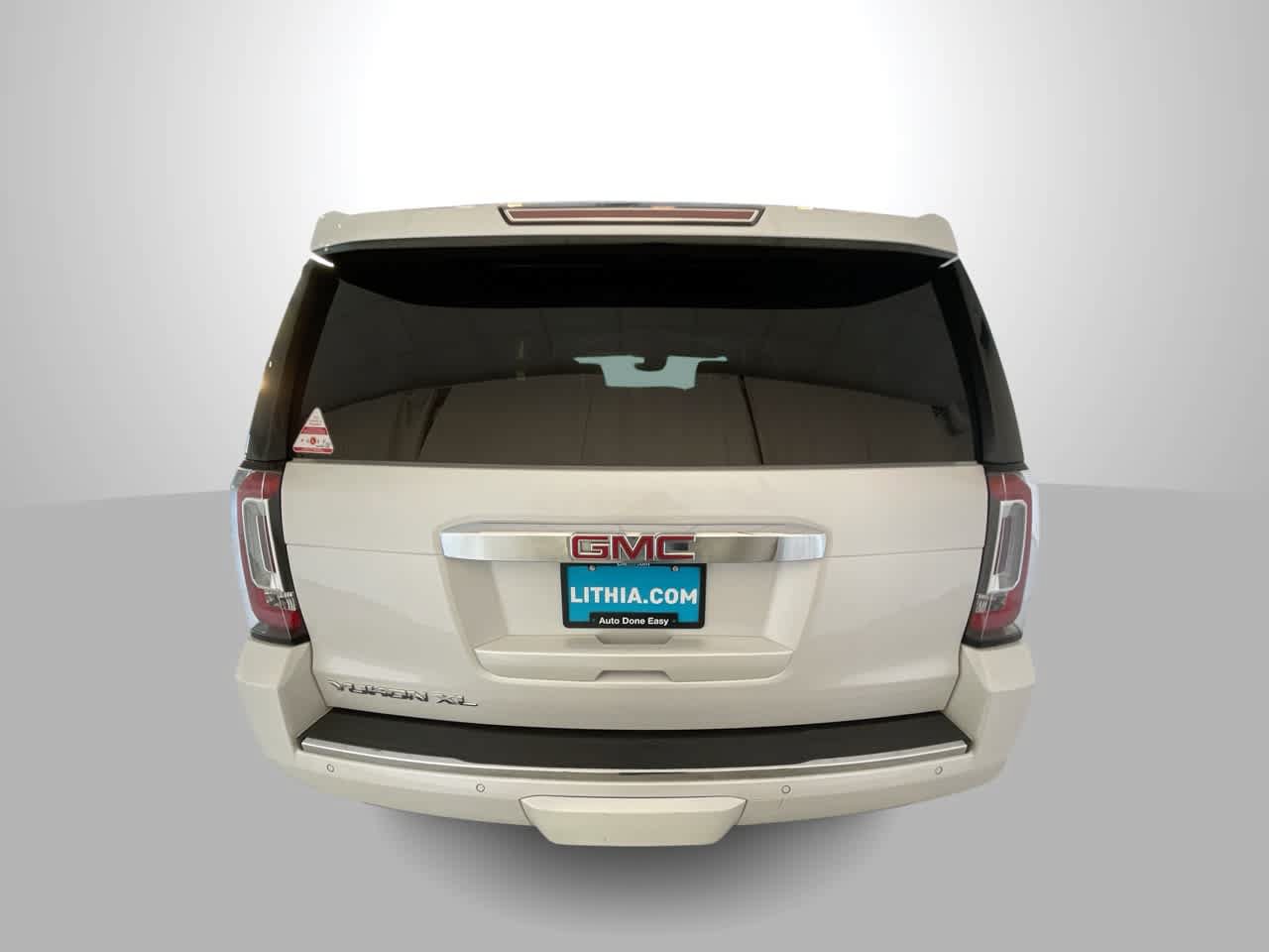Used 2019 GMC Yukon XL Denali w/ Denali Ultimate Package AWD/4WD image 7