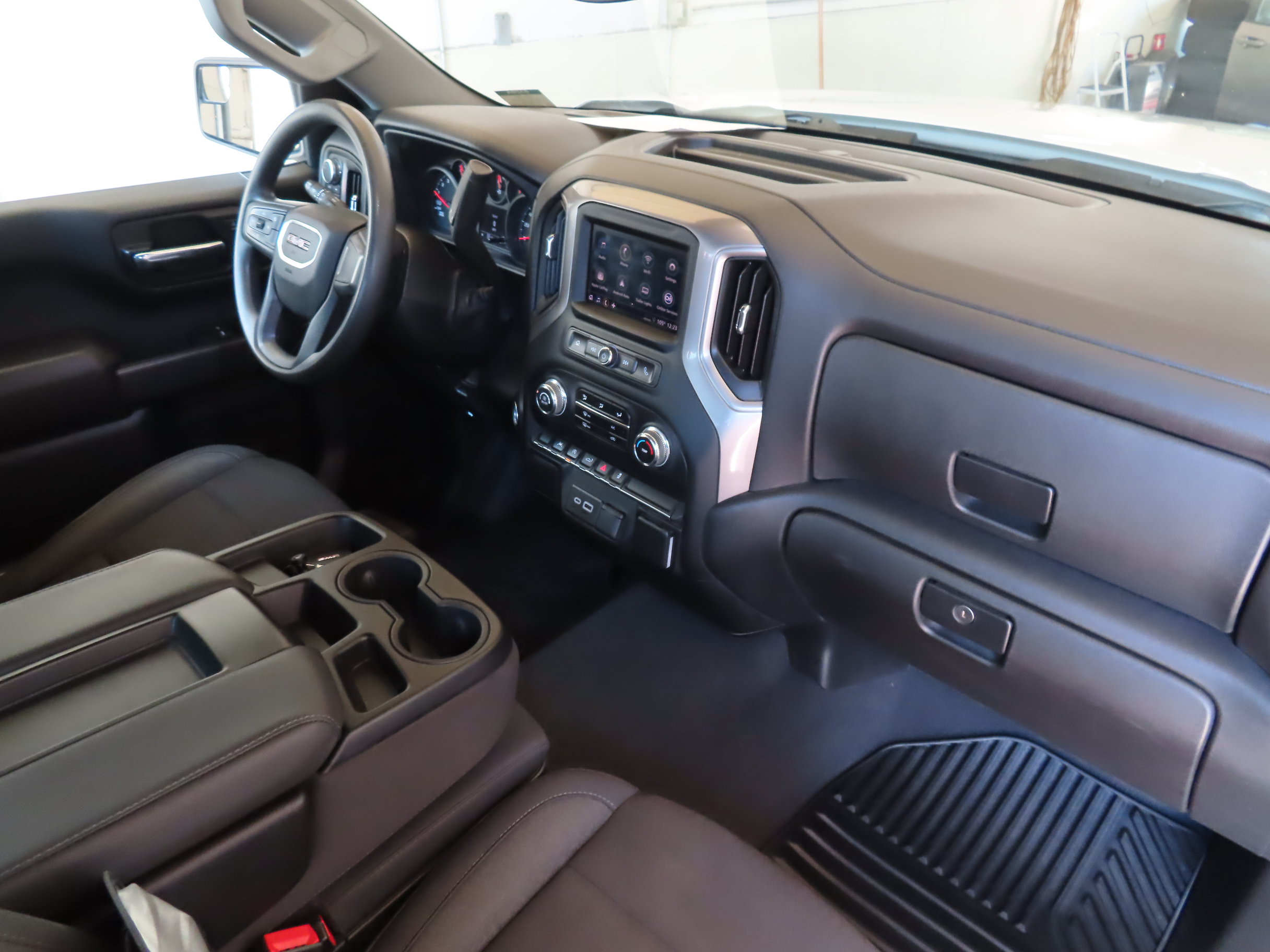 Used 2024 GMC Sierra 1500 Pro w/ Graphite Edition AWD/4WD image 19